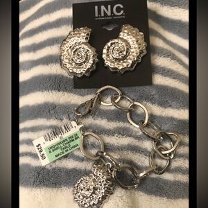 Macy’s INC Set Silver Toggle Bracelet + Shell Charm AND Shell Earrings Studs $59